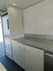 AGVM-aménagement-intérieur-foodtruck-8.3-225x300