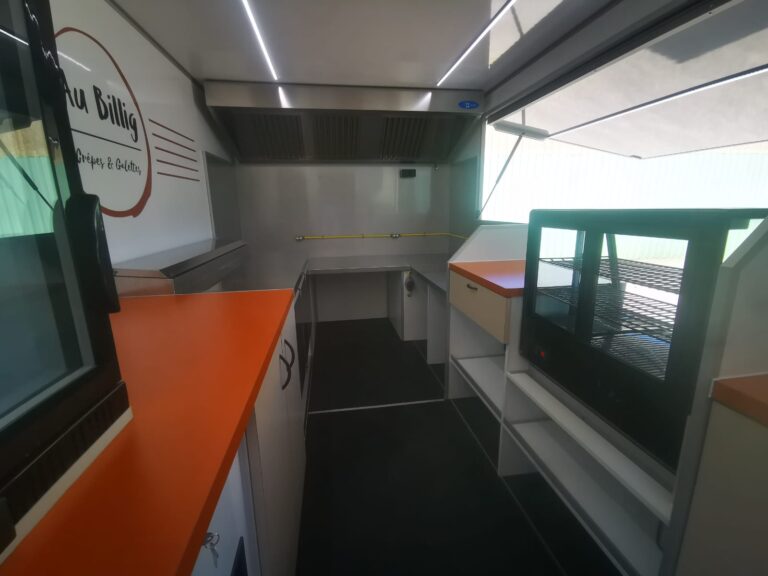 Aménagement food truck Au Billig - Crêpes et galettes 3