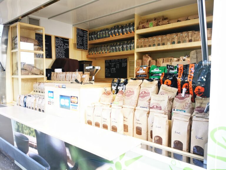 Aménagement food truck Les Cafés à Volon'thés en Bretagne 7